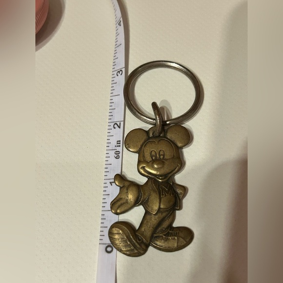 2005 Disney Mickey Keychain & Disney Magnet - Picture 3 of 4